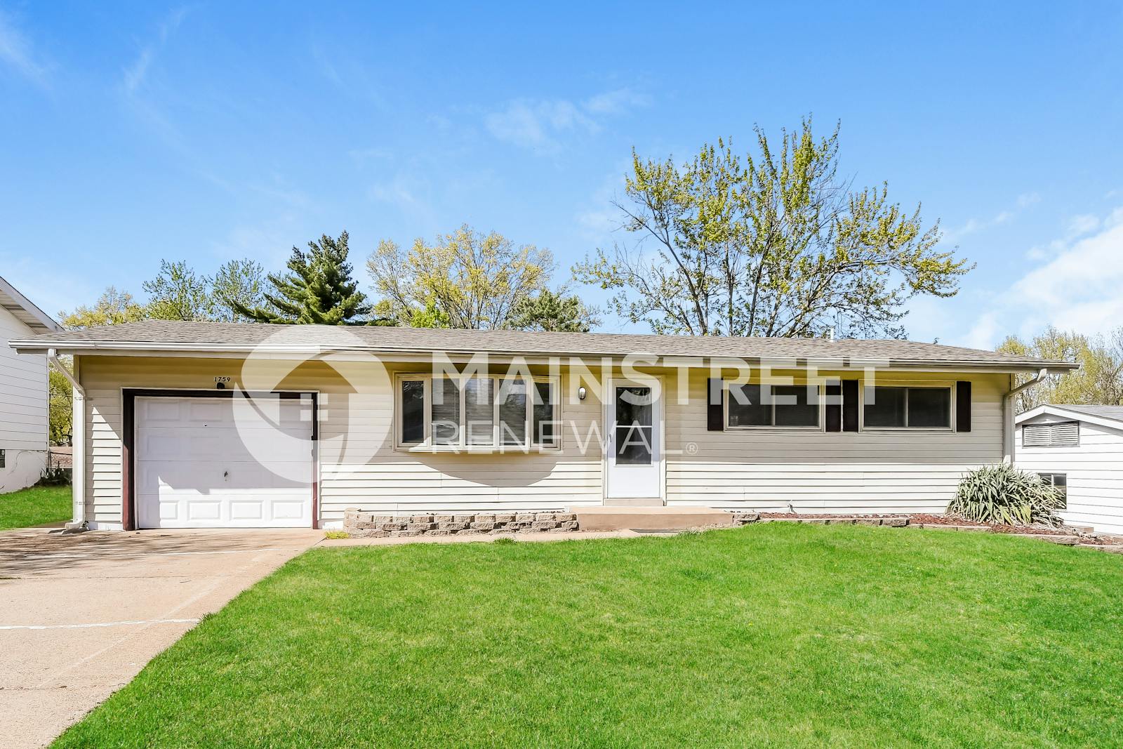 2418 Amesbury Dr, St Louis, MO 63136 Home for Rent 3 Beds, 1 Baths